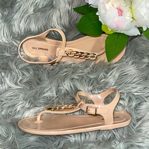 ✨2/20✨CALL IT SPRING Hard Plastic Sandals - Picture 2 of 5